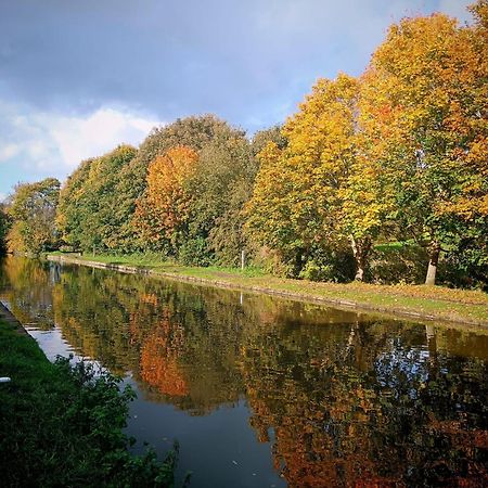 Pennymoor Apartment Middlewich Bagian luar foto