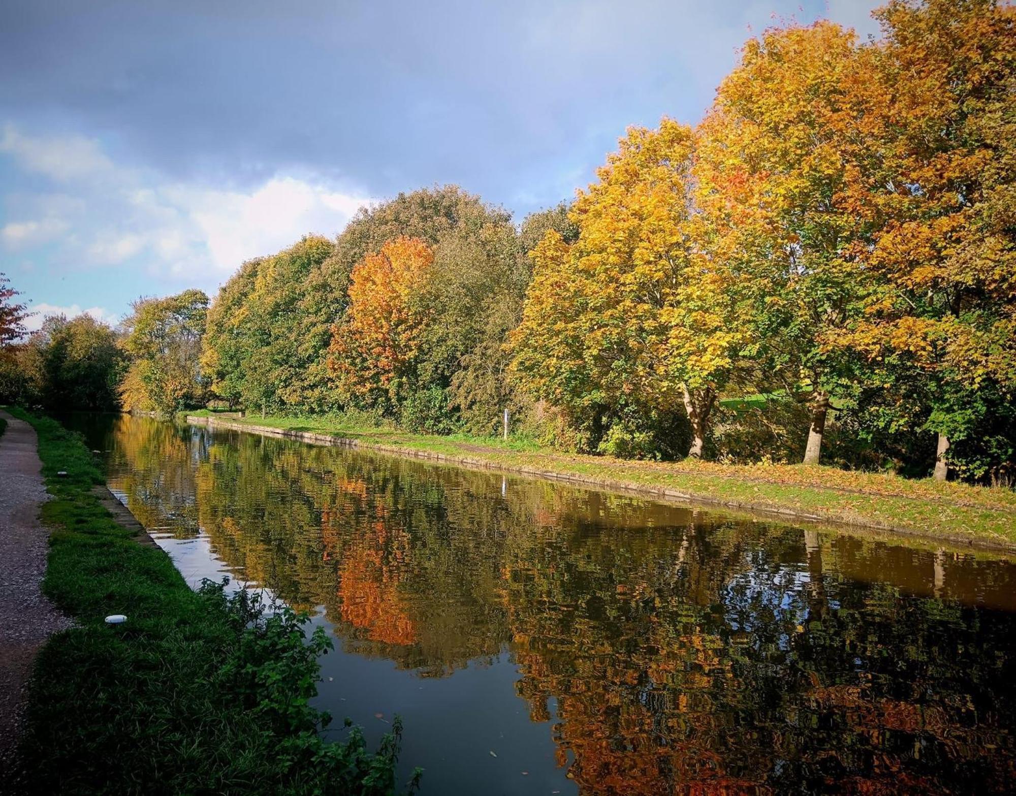 Pennymoor Apartment Middlewich Bagian luar foto